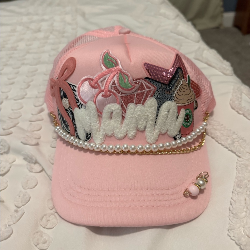 Mama Pink Embellished Cap with Pearls and Gold Chain